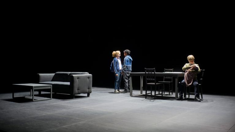 Contes et légendes: la France avec les robots