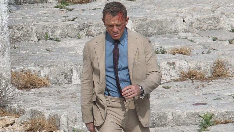 «Qu’importe sa couleur», James Bond doit rester un homme